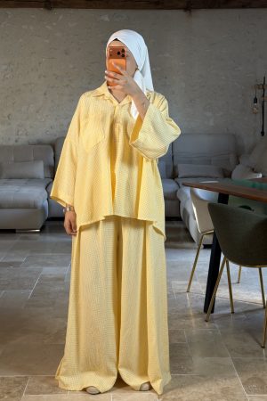 Ensemble À Carreaux